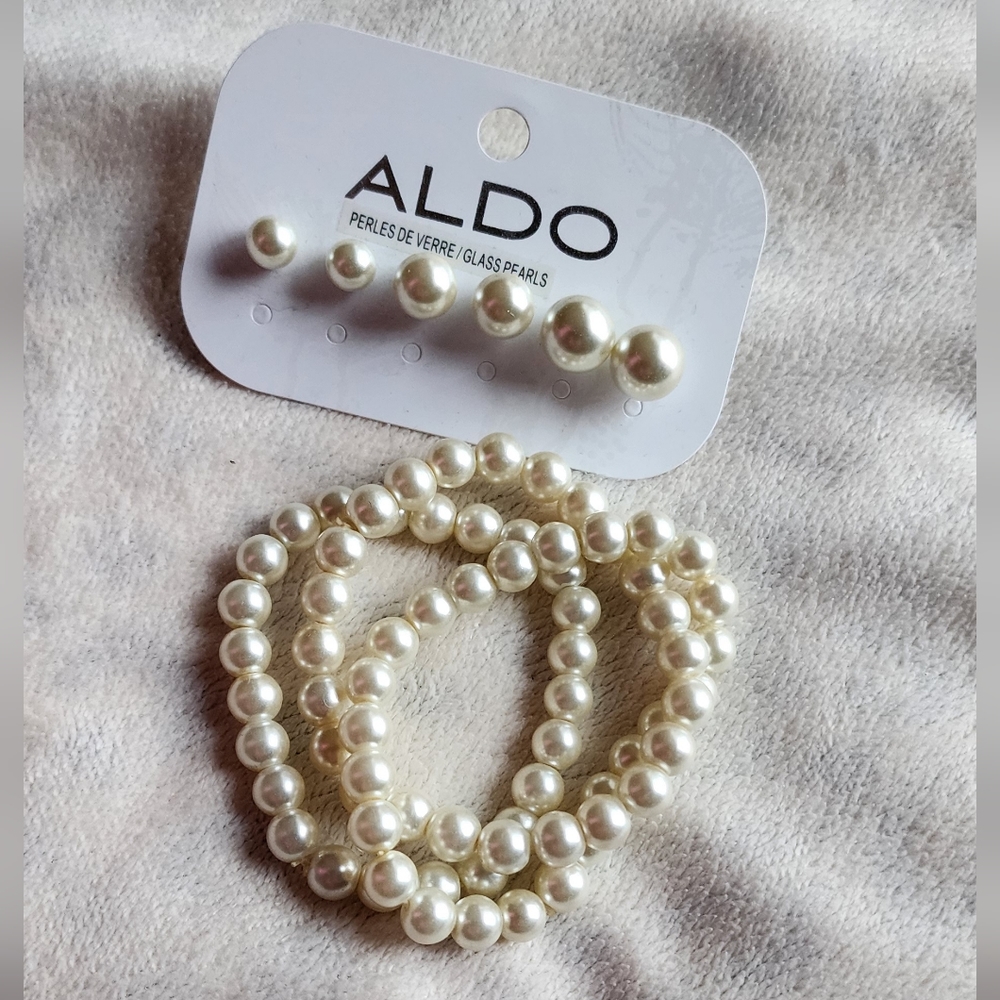 Earrings and bracelet